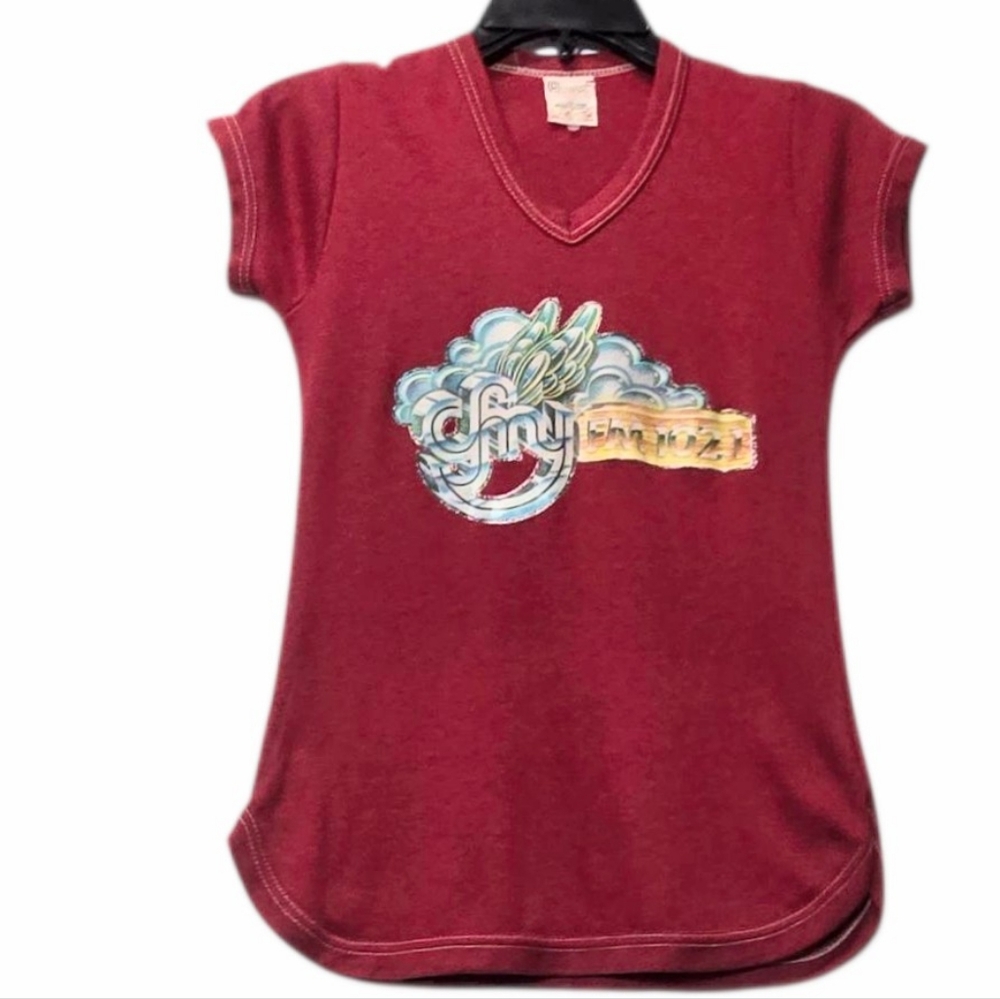 Vintage Quinn Graphic V-Neck Red T-Shirt | CHIN FM 102.1 Radio Logo | Women’s S